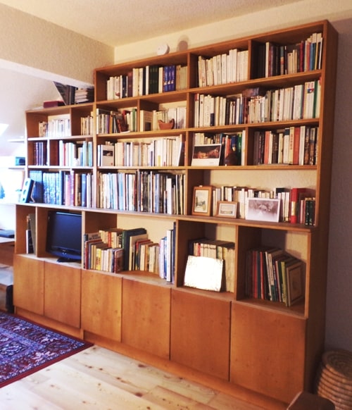 Bibliothèque 3 plis par la menuiserie-ébénisterie Mont Bois (05200 Embrun, Hautes-Alpes, région PACA)